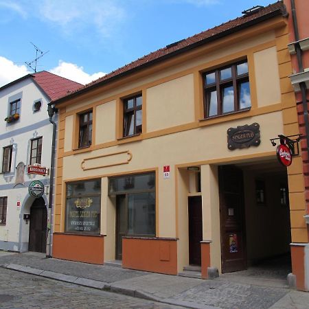 Hostel Singer Pub Budweis Exterior foto