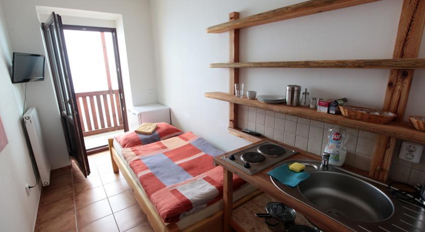 Hostel Singer Pub Budweis Zimmer foto