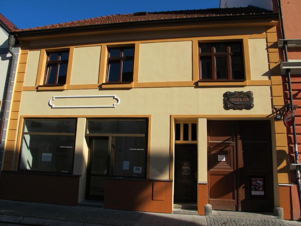 Hostel Singer Pub Budweis Exterior foto